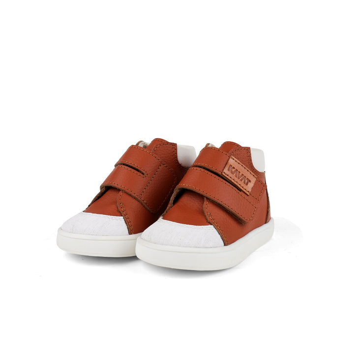 FISKEBY FYRSTU SKÓR LJÓSBRÚNIR