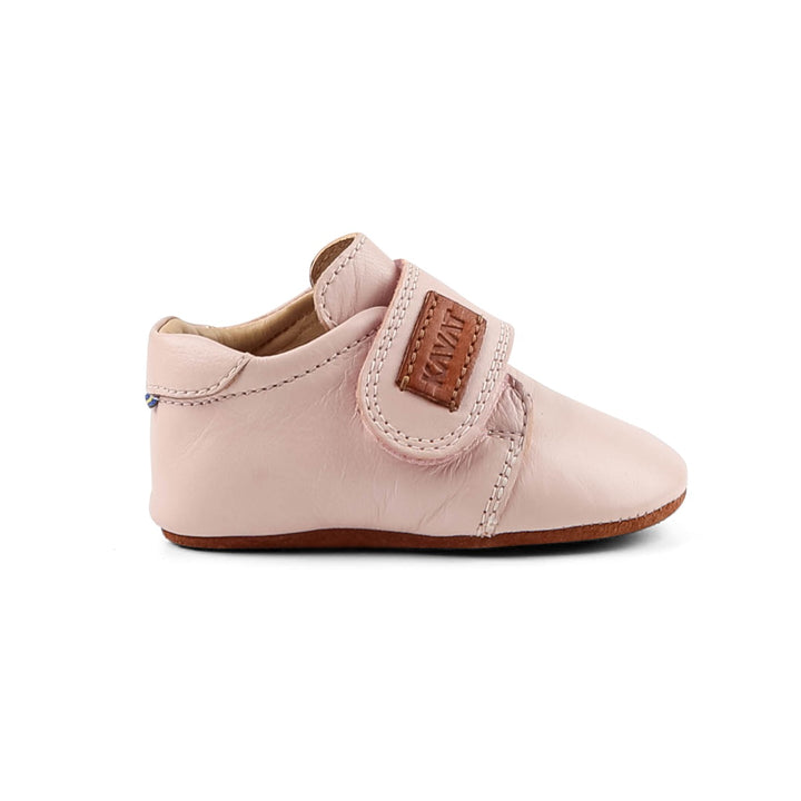 TOSSA FYRSTU SKÓR BLEIKIR