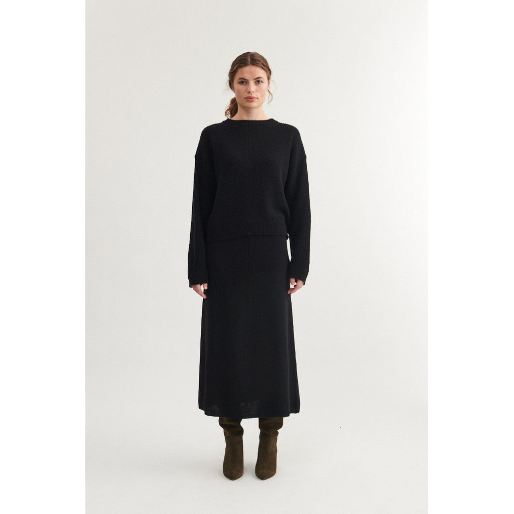 LISE PILS 3/4 SÍDD SVART