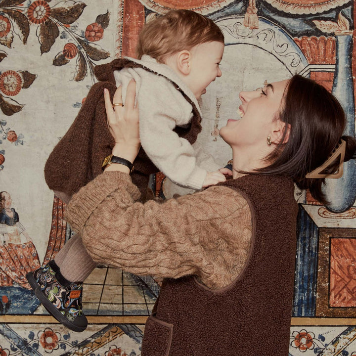 FISKEBY FÓÐRAÐIR FYRSTU SKÓR MUNSTRAÐIR