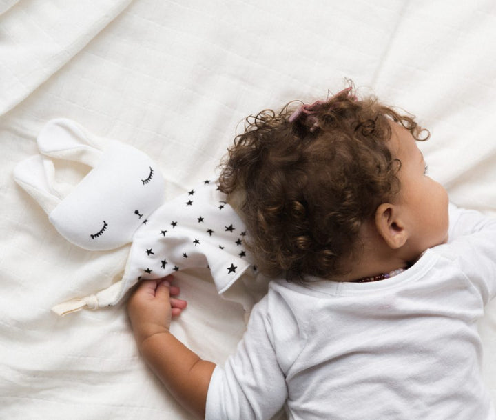 Kúrukanína - Línur // Laskaðar umbúðir