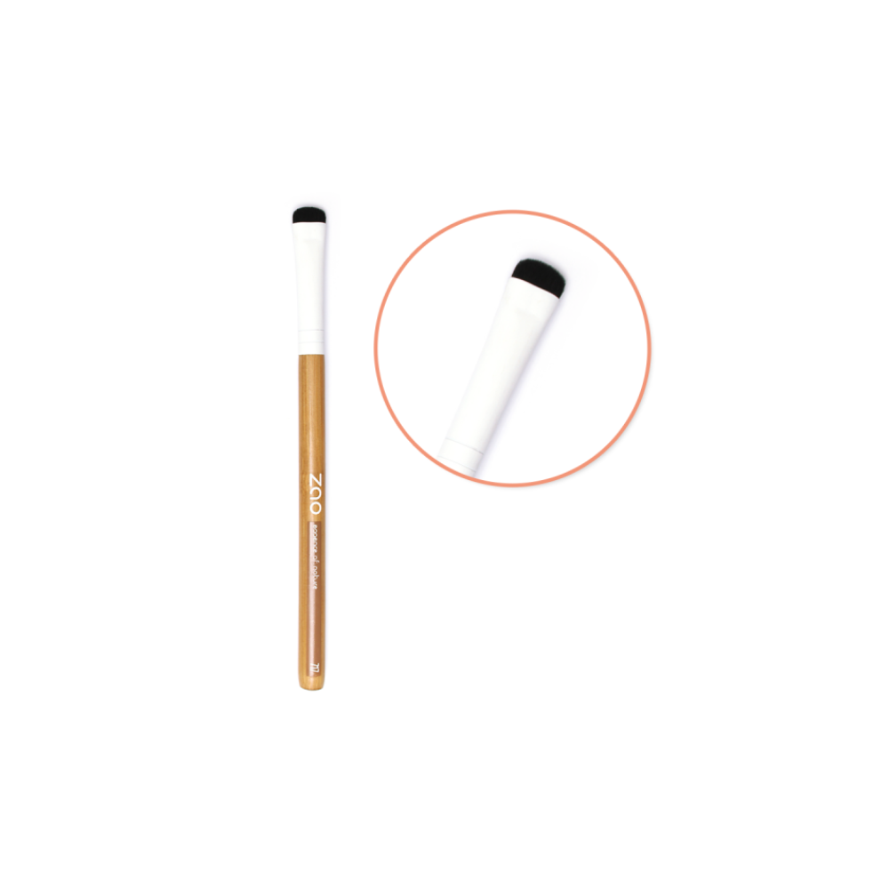 Lash brush #717