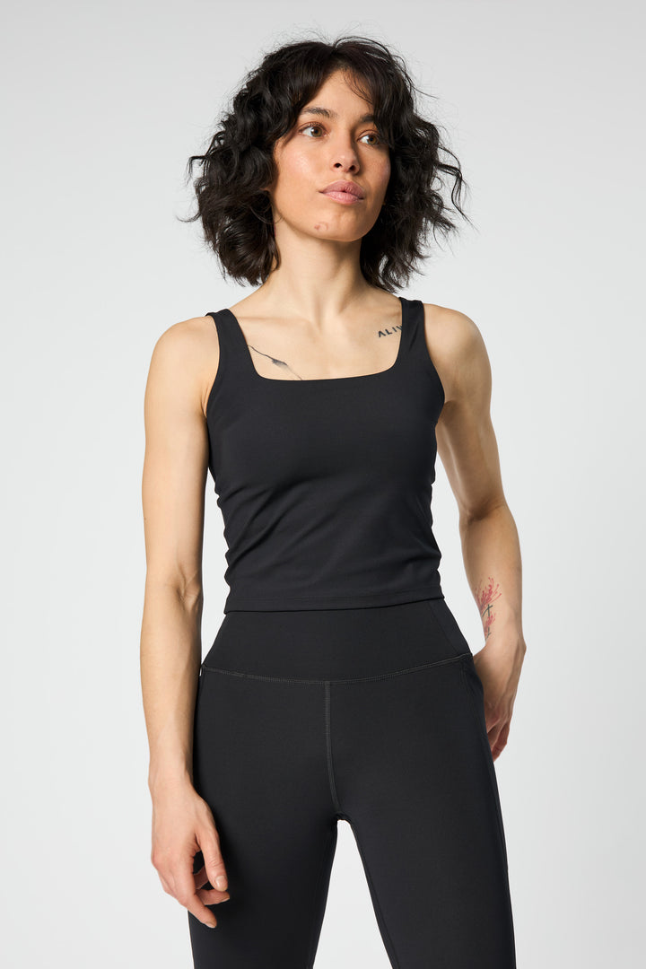 TOMMY SQUARE TANK TOPPUR SVARTUR