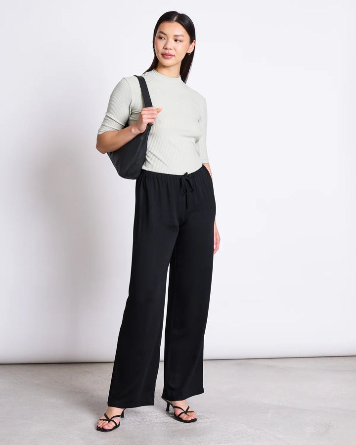 NINA BOLUR VINTAGE LACE
