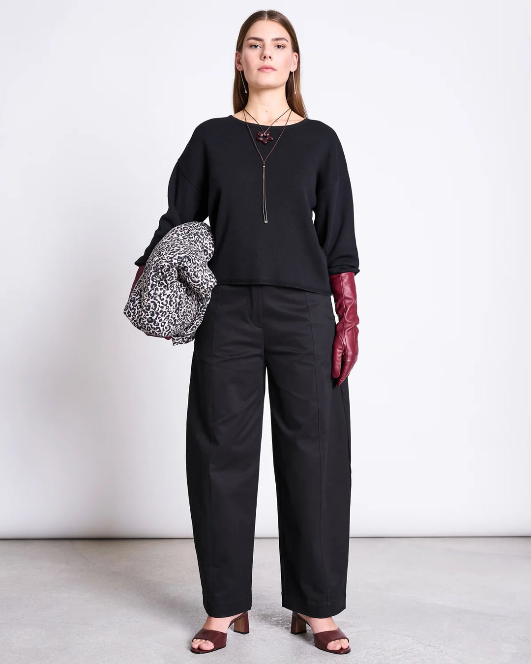 WILLIAMSBURG LIGHT KNIT JUMPER SVÖRT
