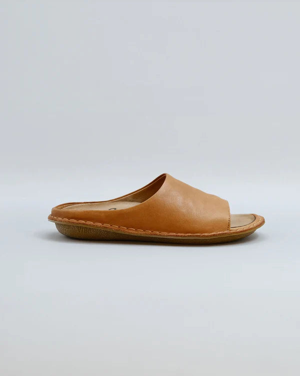SAINT TROPEZ LEATHER FAWN TAN
