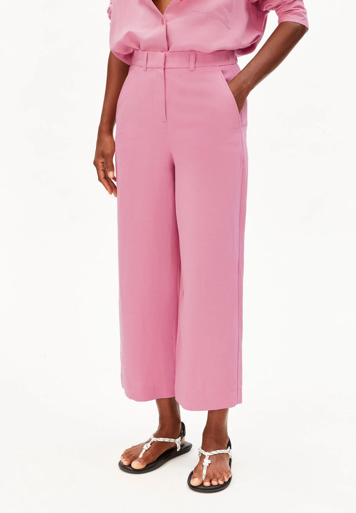 CAARUNUS BUXUR ÚR HÖRBLÖNDU WASHED BERRY