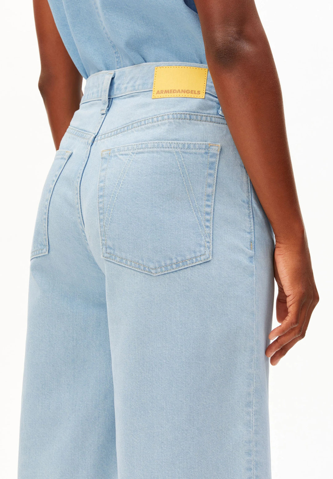CITY DENIM HIGH WAIST SHORT GALLASTUTTBUXUR BARREA