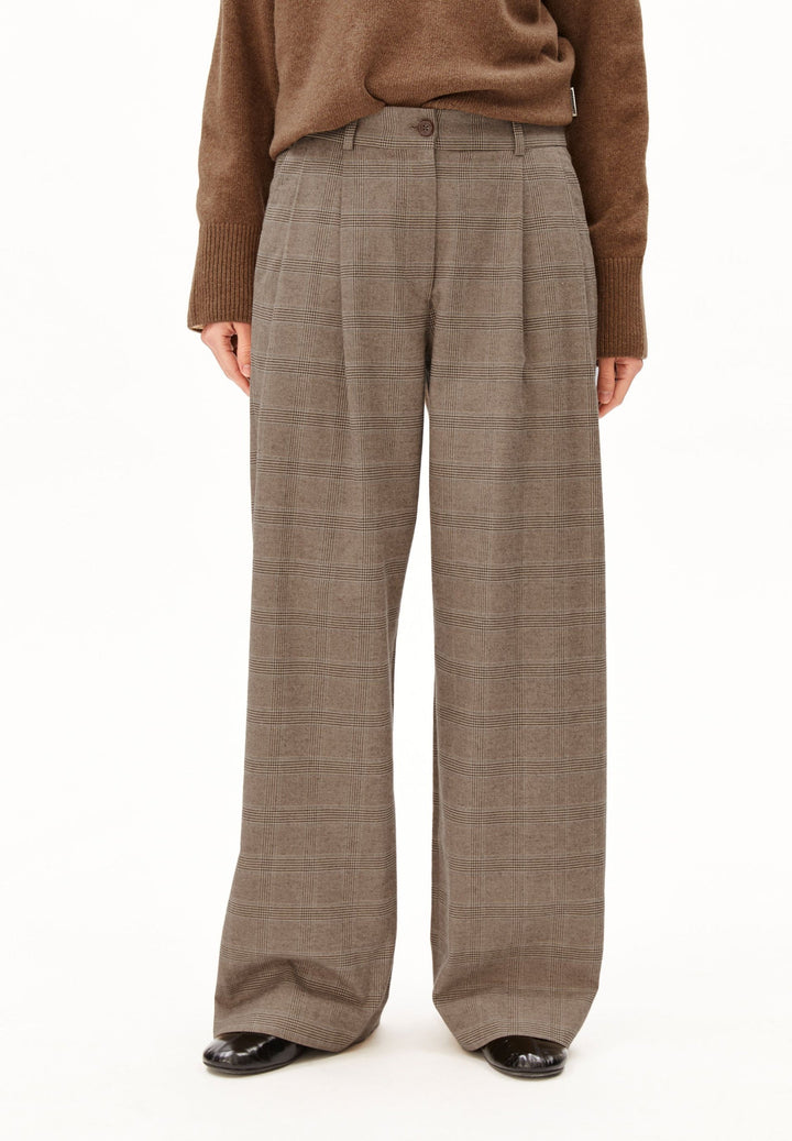 CHECK WIDE PLEATED BUXUR- CLAYSTONE/SAND STONE