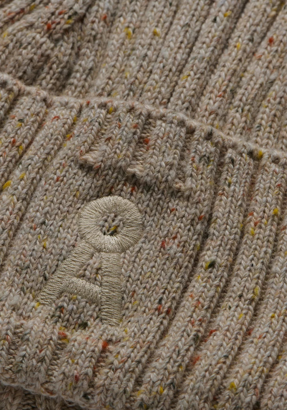 TWEED PRJÓNAHÚFA SANDSTONE TWEED