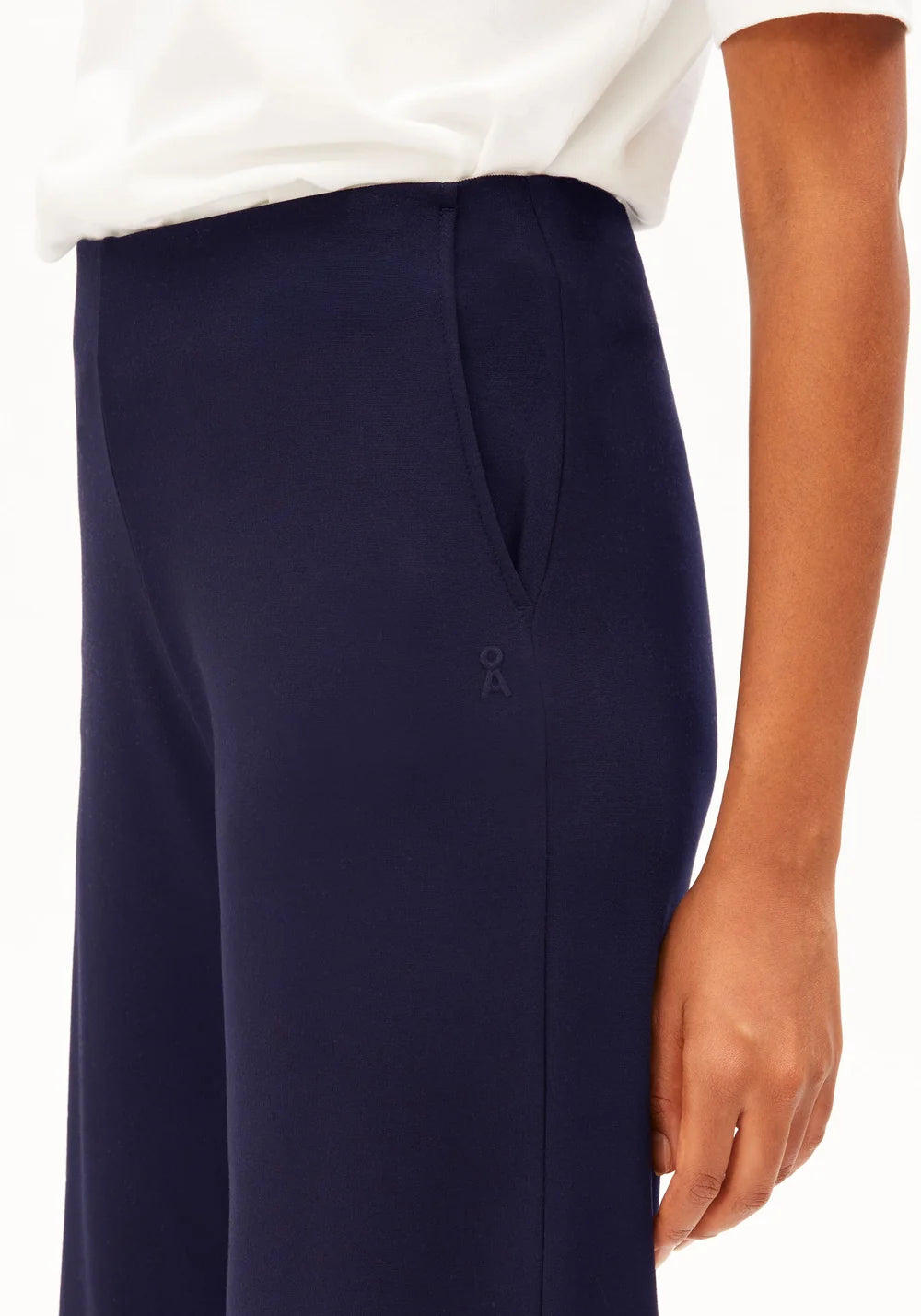 BASIC JERSEY WIDE LEG PANT TINTED NAVY