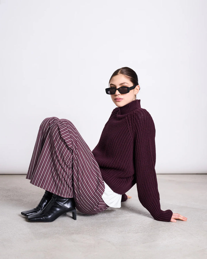 OLA PEYSA CHERRY LACQUER