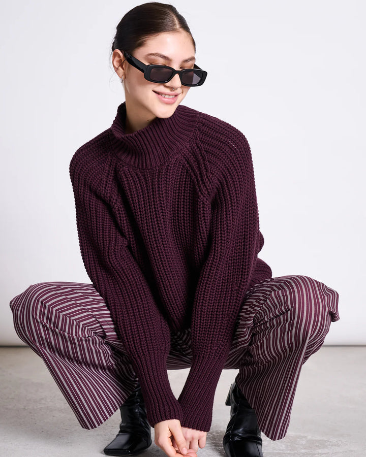 OLA PEYSA CHERRY LACQUER