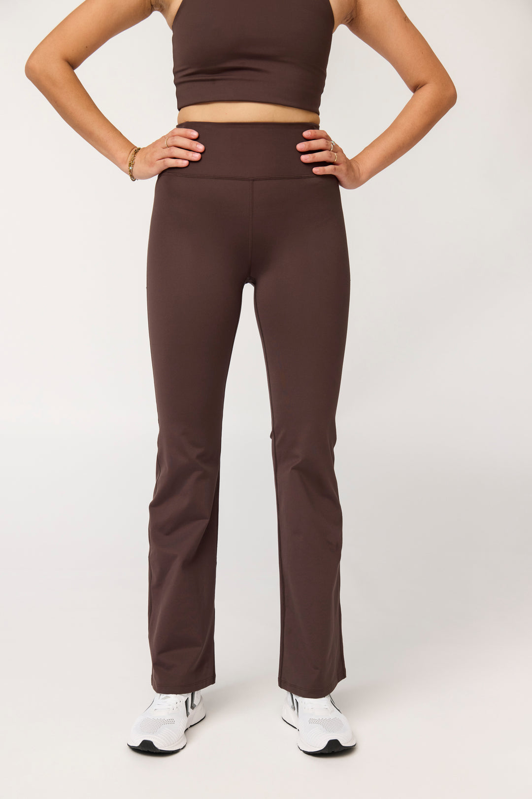 COMPRESSIVE FLARE LEGGINGS DRIFTWOOD