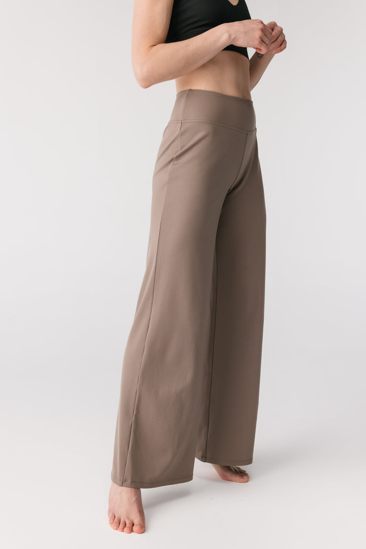 JADA STRAIGHT LEG PANTS FALCON