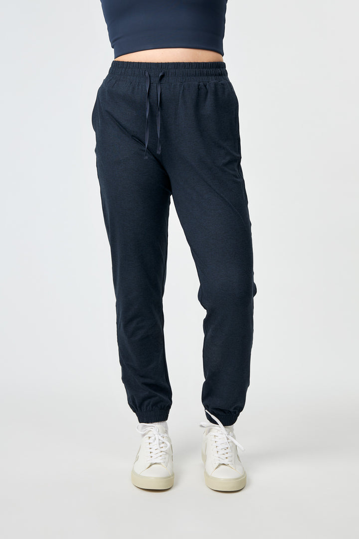 RESET SLIM STRAIGHT JOGGER MIDNIGHT