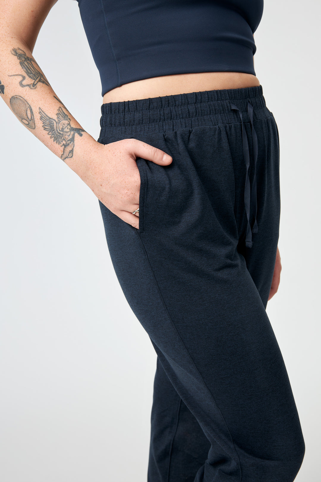 RESET SLIM STRAIGHT JOGGER MIDNIGHT