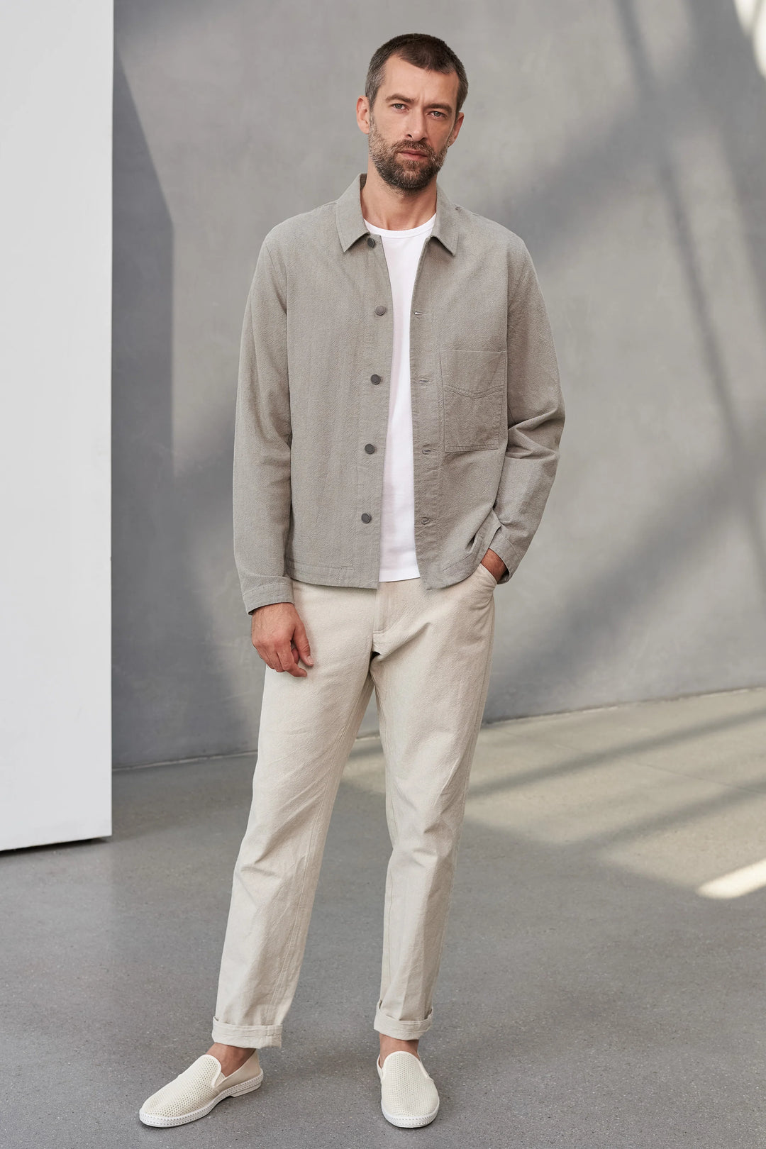 ASIR LÉTTUR JAKKI - DUSTY OLIVE