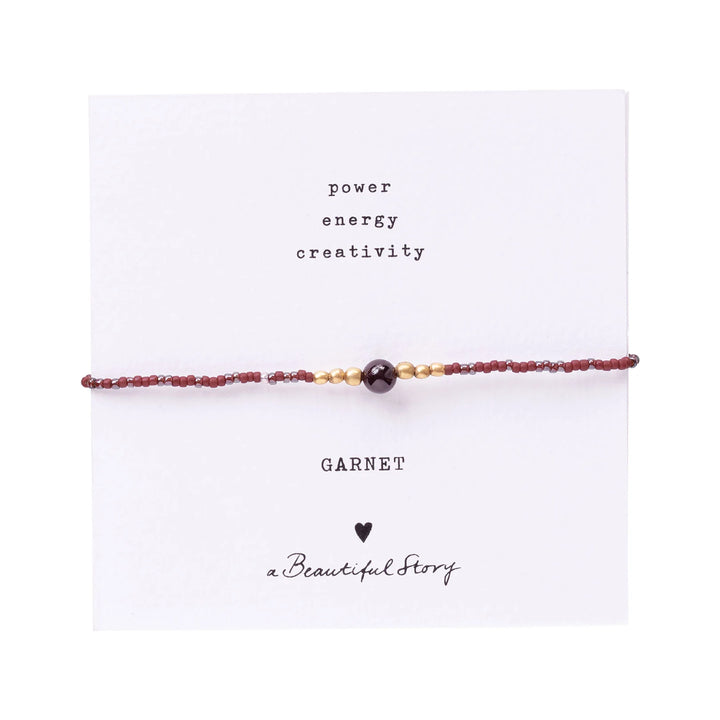 IRIS KORT - GARNET PERLU ARMBAND