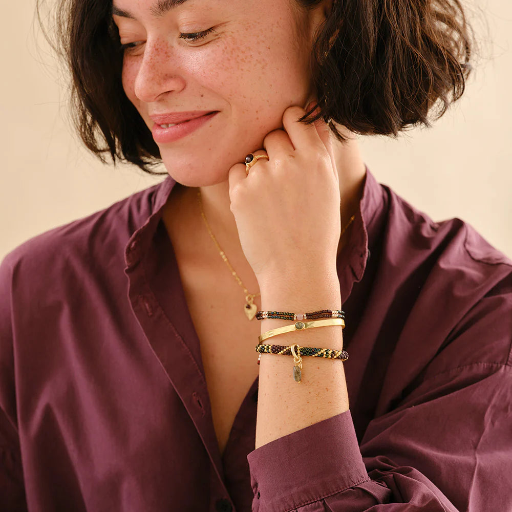 TALENTED LABRADORITE ARMBAND