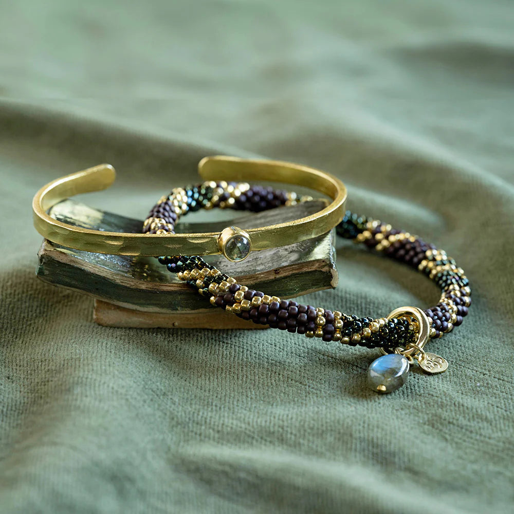 TALENTED LABRADORITE ARMBAND
