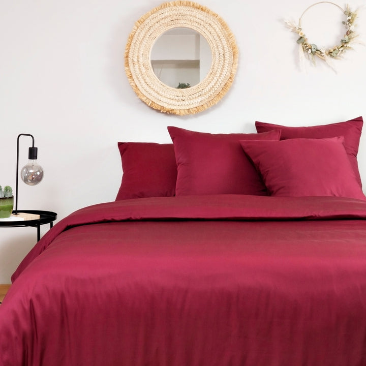 Bambus Lak / Fitted Sheet - Burgundy