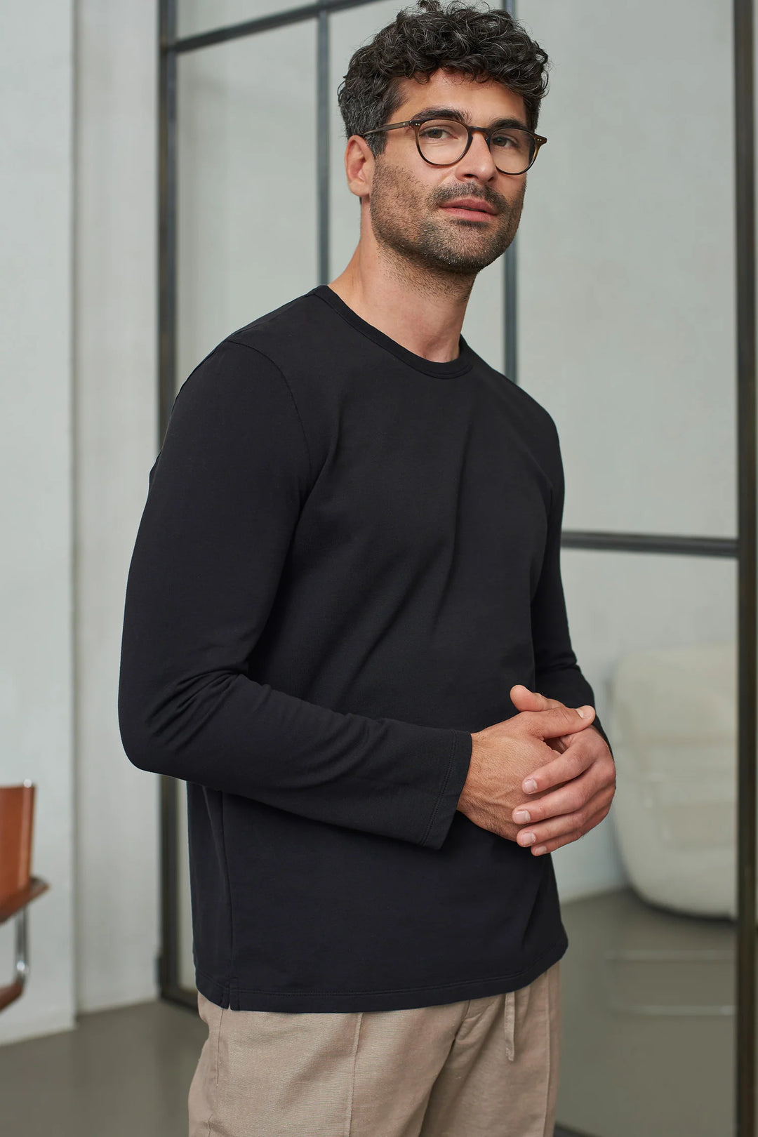 LARS SÍÐERMABOLUR ÚR LÍFRÆNNI BÓMULL - SVARTUR