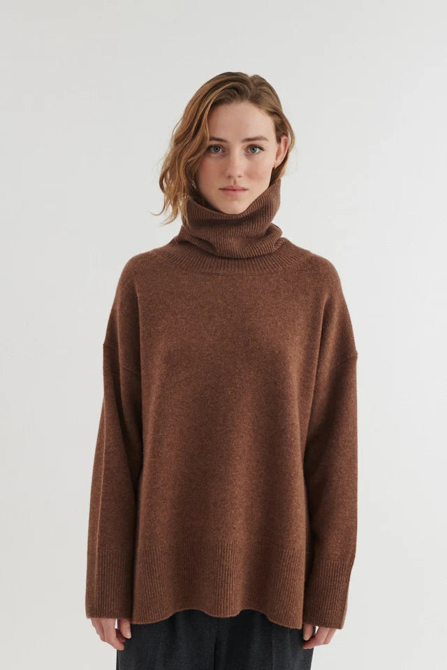 LIZ T-NECK PEYSA FONDUE FUDGE