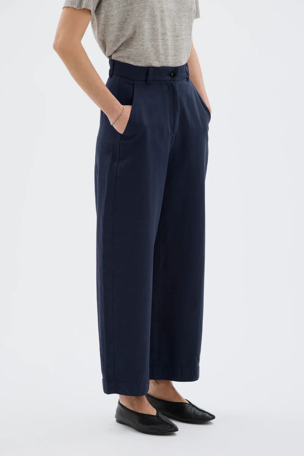 HISA ORGANIC COTTON LINEN TENCEL CURVED BUXUR DEEP NIGHT BLUE