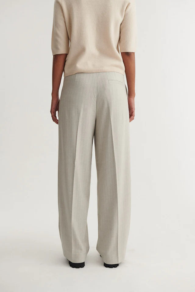 MARJO BUXUR CHINCILLA