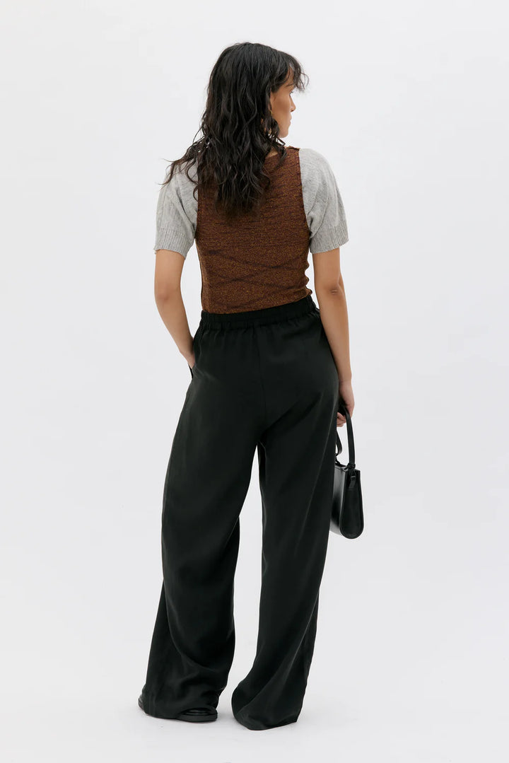 TELA LONG WIDE TENCEL BUXUR SVARTAR