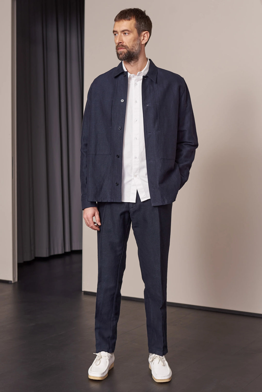 OWE JAKKASKYRTA ÚR WINTER LINEN - NAVY