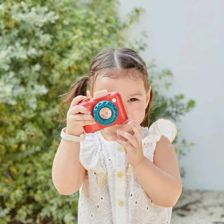 MY FIRST CAMERA - fyrsta myndavélin mín