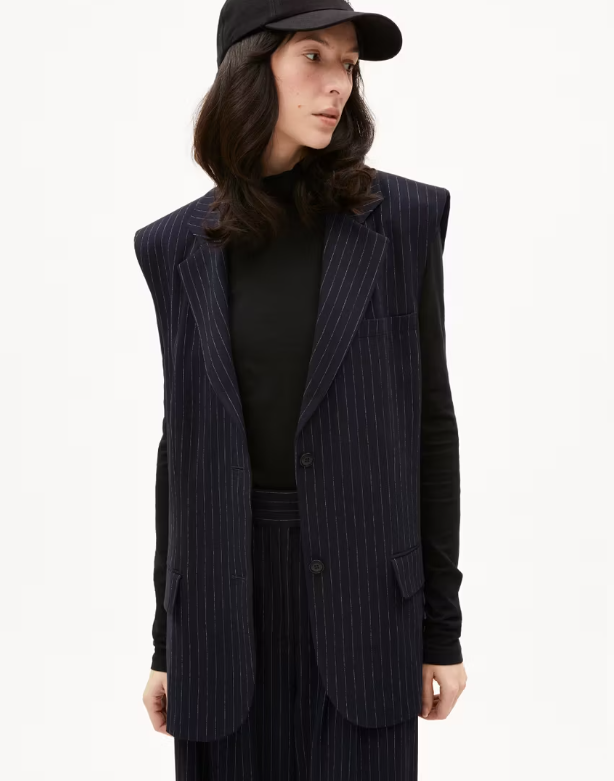 AAVEST PINSTRIPE VESTI NIGHT SKY WHITE