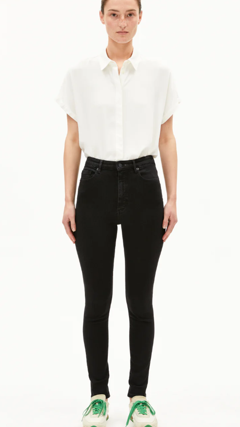 INGAA SKINNY GALLABUXUR RINSE BLACK