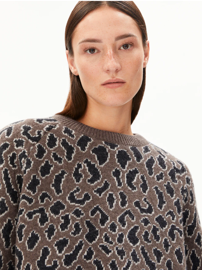 DILIRIAA REGLANA PEYSA LEOPAA WALNUT CREAM