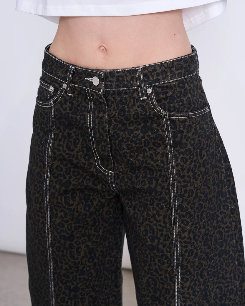 BARREL LEG GALLABUXUR FAYA DARK LEO PRINT