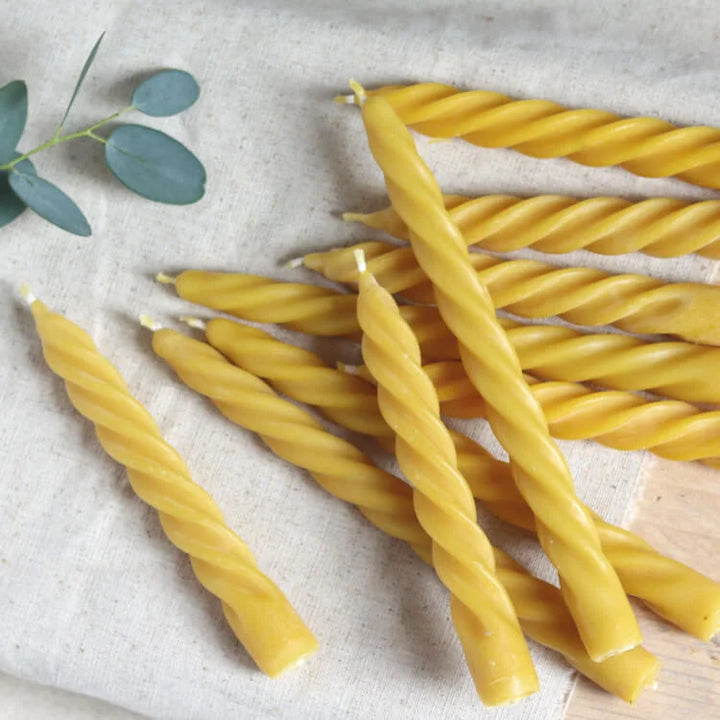 Beeswax Candle Twisted 18cm - Natural